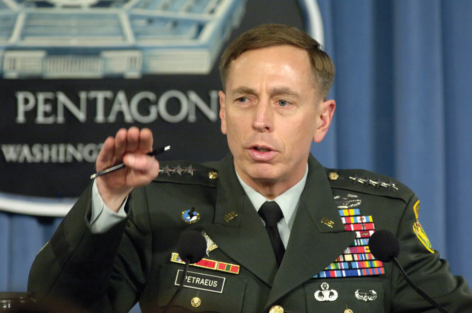 Petraeus: Terrorism Risks Rise Globally- Canada on High Alert,Photo Robert D. Ward- U.S. Department of Defense