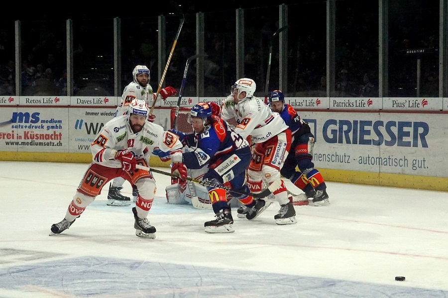 Canada Dominates Norway 4-1 in World Hockey Championship